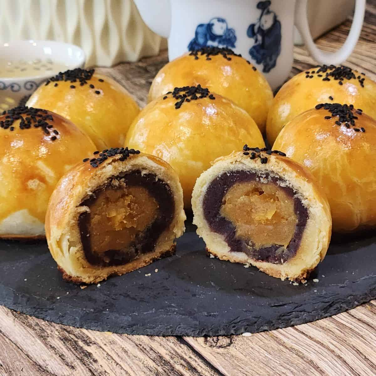 Salted egg yolk pastry