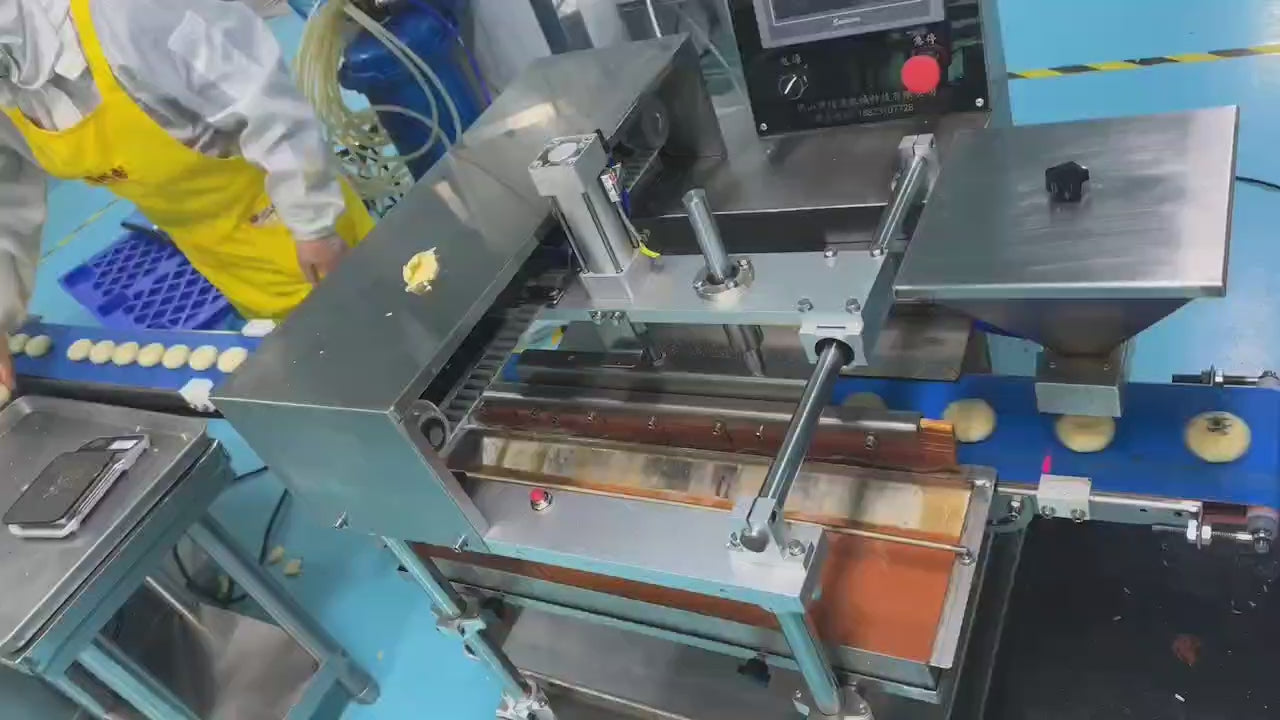 OC-807 Sesame & Chocolate Chip Spreading Machine | High-Speed Topping Dispenser 20-110 Pcs/Min